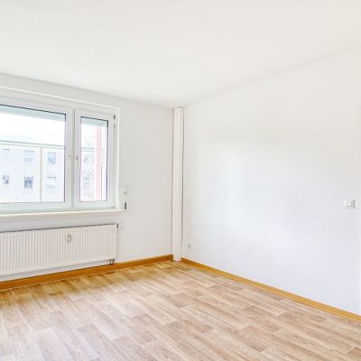 Schlafzimmer 1 (2021).jpg